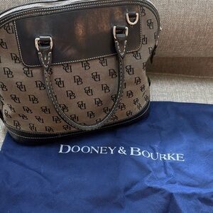 Dooney & Bourke Black and Tan Satchelt